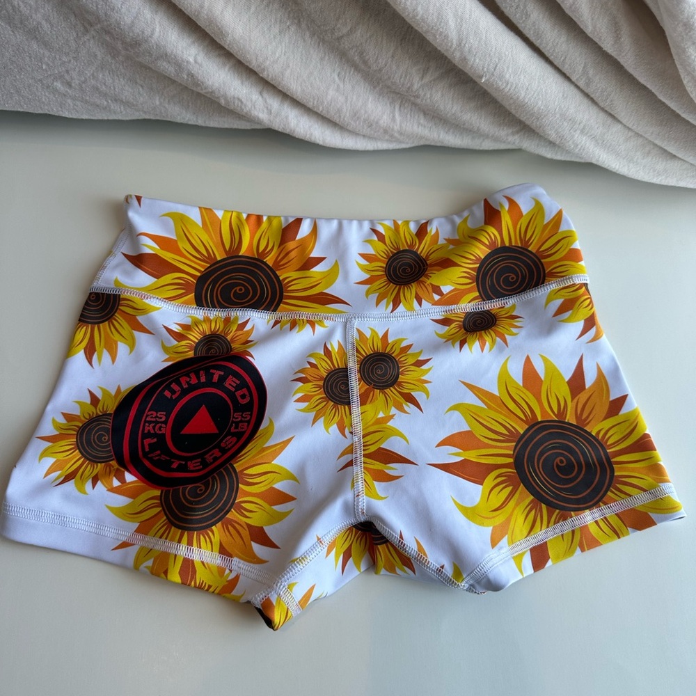 Sunflower Print Athletic Shorts – Women’s Size Small